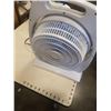 Image 9 : SEWING MACHINE AND FAN