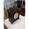Image 2 : 1911 GILBERT MANTLE CLOCK AND 1938 MEGACYCLES VINTAGE RADIO