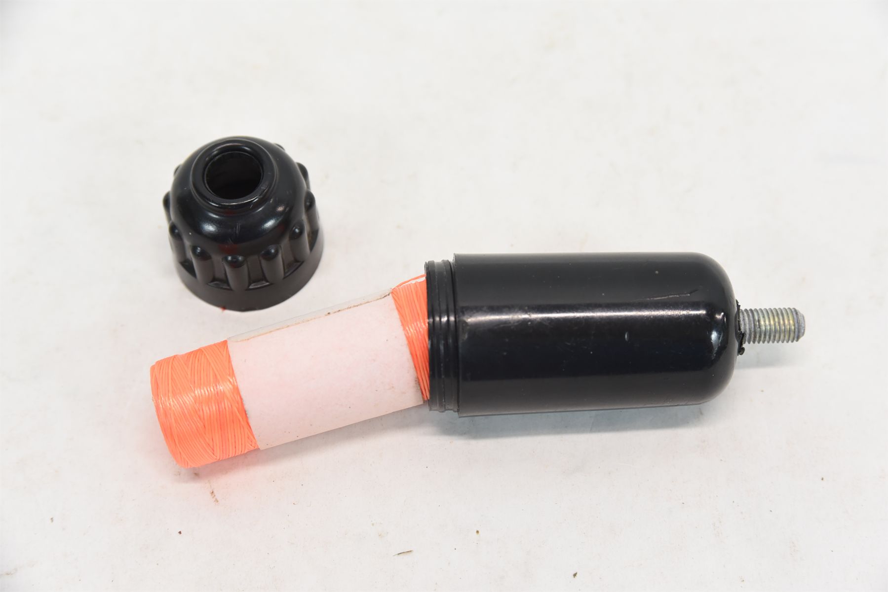 String Tracker Archery String Tracker w/ Spool of Orange String