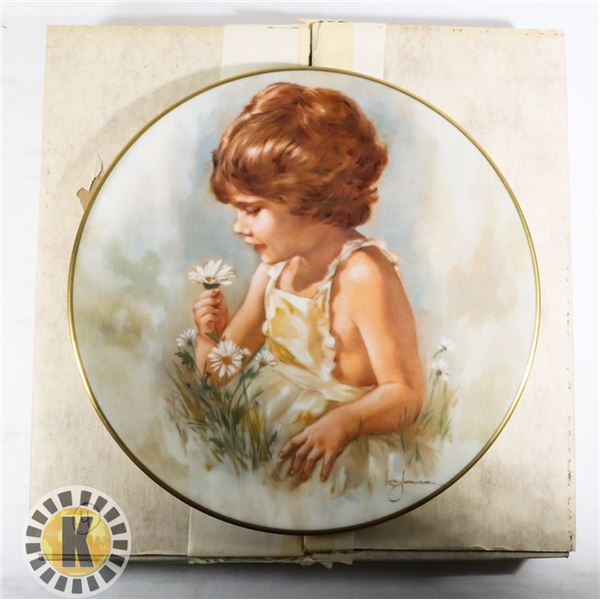 4-FUTURE FLORIST COLLECTORS PLATE
