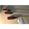 Image 2 : 3X Reflective Driveway Markers