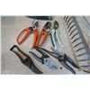 Image 2 : Landscaping Bundle - Pruning Shears X2, Weeding Tools X5, Rake Head and Hose Part