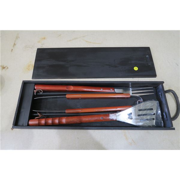 Barbeque/BBQ Utensil Set with Wood Case