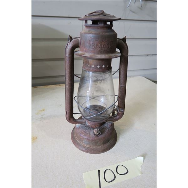 Beacon antique Oil Lamp