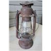 Image 7 : Beacon antique Oil Lamp