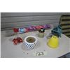 Image 1 : Yard Bundle - 2 Birdfeeders, 1 Watering Frog Jug, 2 Ceramic Jugs, Hooks and Burlap Roll