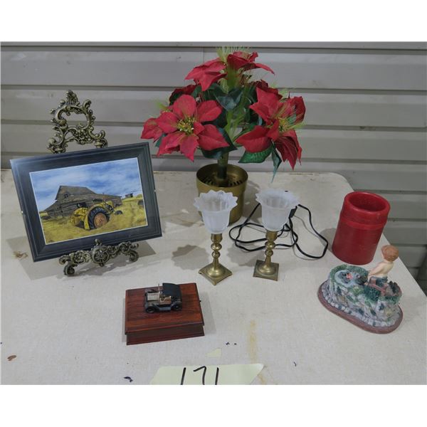 Decorative Household Items X8 - Picture, Picture Stand, Decorative Playing Card Set, Optical Point S