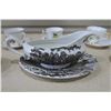 Image 2 : Gravy Boat and 8 Cups with Saucers