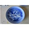 Image 5 : Blue Decorative Glass/Porcelain Items - Swan Bowl Vase X2, Plate X2, Tile X1, Cups X2, Milk/Sugar Co