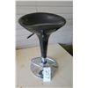 Image 1 : Black Barstool