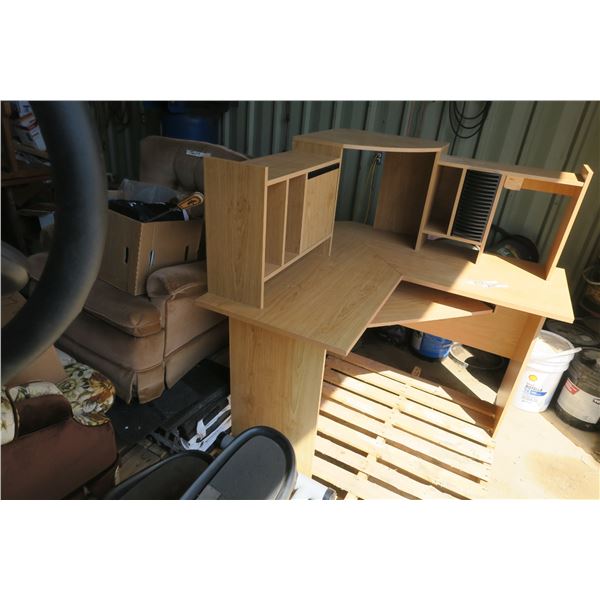 Corner Desk