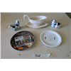 Image 1 : Gravy Boat and Dish, Cow Milk and Sugar Cups, 2X Plates