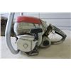 Image 6 : Canadien Gas Chainsaw