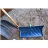 Image 3 : Snow Shovel X2 (1 Needs Repairs)