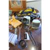 Image 2 : Random Household Items