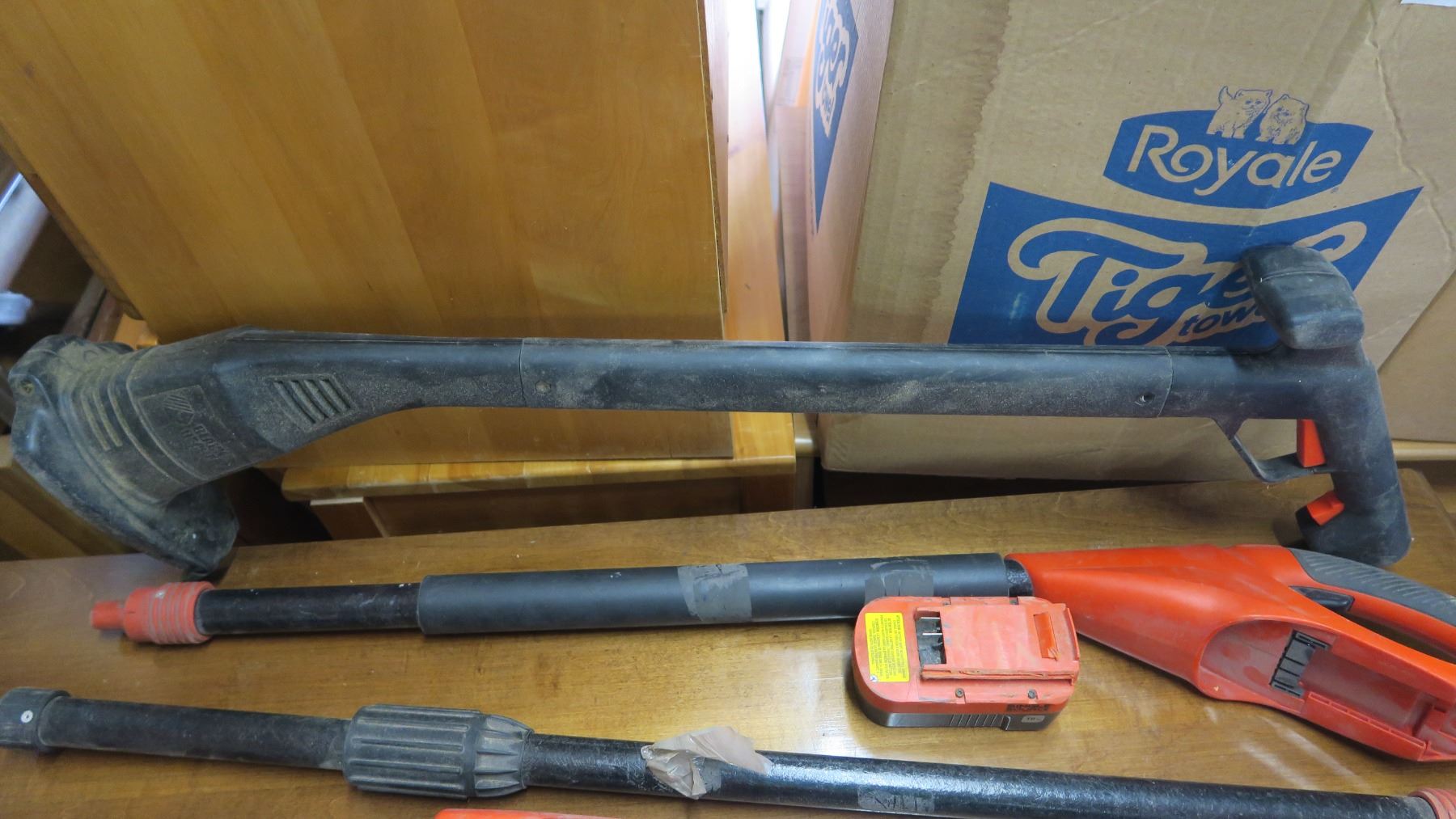 Black and Decker Battery Powered Cordless Pole Saw Kit and Whipper Snipper