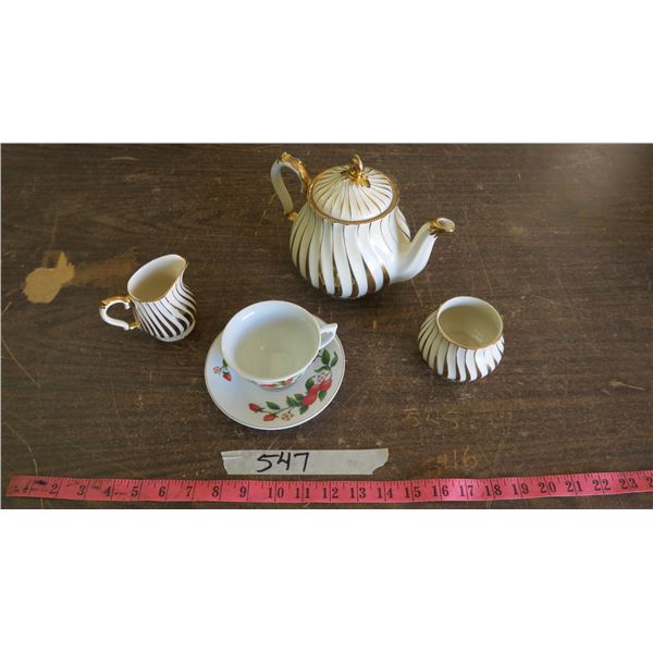 Tea Set And Tea Cup and Saucer - 6 Piece