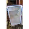 Image 3 : Mini Fridge