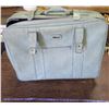 Image 3 : Lot of 2 Vintage Suitcases