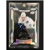 Image 1 : 2015-16 UPPER DECK BLACK BEN HUTTON LUSTROUS ROOKIE AUTO /299