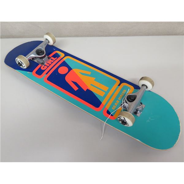 Sean Malto Girl Skateboard w/ Girl's 52mm Wheels