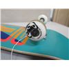 Image 3 : Sean Malto Girl Skateboard w/ Girl's 52mm Wheels