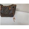 Image 8 : Authentic Louis Vuitton Paris Logo Tote Bag w/ Hook Close & Shoulder Straps