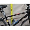Image 2 : Giant 3 Small Escape Black Men's City Bike w/ S-X Wheels