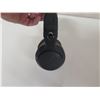 Image 10 : Qty 2 Headphones:  White Beats 6 & Black HESH 2 Wireless R