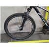 Image 17 : Giant ATX Men's Black White Front Suspension Mountain Bike