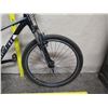 Image 3 : Giant ATX Men's Black White Front Suspension Mountain Bike