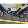 Image 19 : Schwinn Delmar Men's Blue Road Bike w/ Fenders & Back Rack