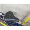 Image 9 : Schwinn Delmar Men's Blue Road Bike w/ Fenders & Back Rack
