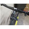 Image 13 : Fuji USA Men's Black Mountain Bike