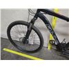 Image 26 : Fuji USA Men's Black Mountain Bike