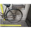 Image 16 : Schwinn Varsity Girl's Black Road Bike w/ Metal Fenders & Rear Wire Basket