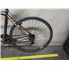 Image 15 : Trek 7.2 FX Men's Brown Hybrid Bike