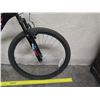 Image 3 : Mongoose Standoff Full Suspension Black Mountain Bike