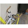 Image 11 : MSC Men's White Racing Bike w/ Yellow Origin8 Tires