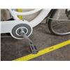 Image 10 : Eneloop Bike Girl's White Electric Standard Hybrid Cycle w/ Back Rack