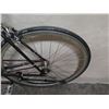 Image 15 : Fuji Classic EC90X Men's Black Road Bike w/ Serfas Tires