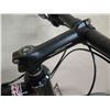 Image 19 : Cannondale F400 Elite Axel Men's Black Road Bike w/ Red Tires