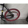 Image 25 : Cannondale F400 Elite Axel Men's Black Road Bike w/ Red Tires