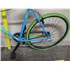 Image 18 : Kent Ridgeland Geometry Men's Blue Road Hybrid Bike w/ Yellow Tires