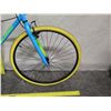 Image 2 : Kent Ridgeland Geometry Men's Blue Road Hybrid Bike w/ Yellow Tires