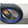 Image 3 : Velo Black Electric Bike w/ Back Rack & Fat Chaoyang Tires