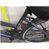 Image 15 : Huffy Cranbrook Girls Black Cruiser Bike w/ Coaster Brakes