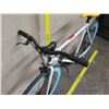Image 18 : Pure Fix Cycles Men's White Bike w/ Blue Tires