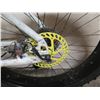 Image 18 : Truvativ Men's White Bike w/ Jumbo Jim Fat Tires