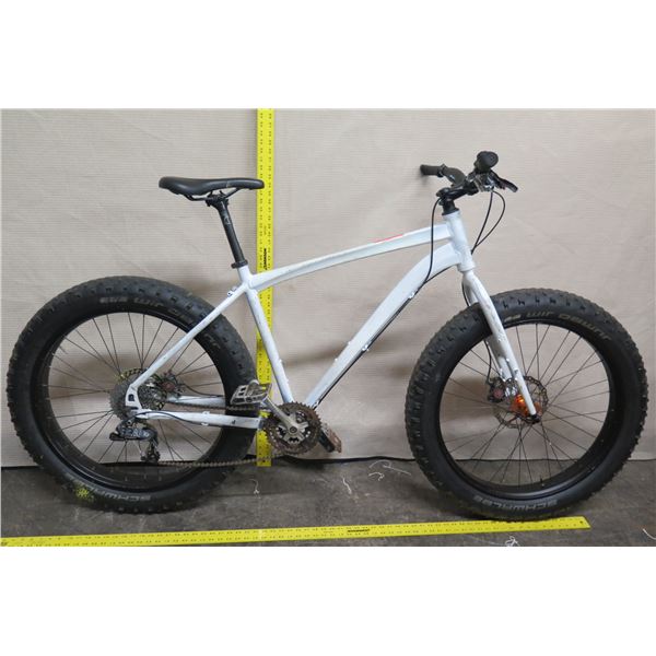 Truvativ Men's White Bike w/ Jumbo Jim Fat Tires